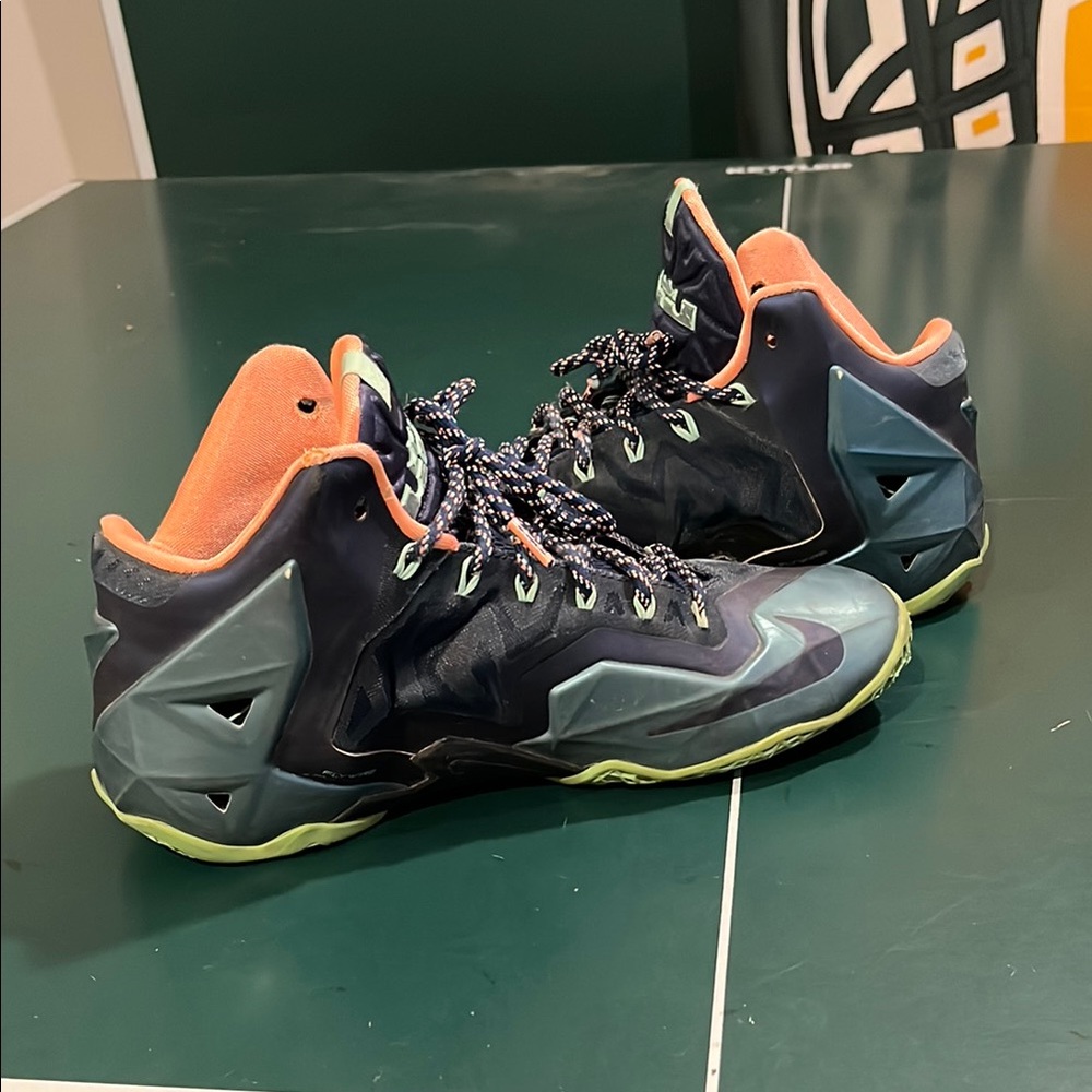 Nike LeBron 11 “Akron vs. Miami” - Picture 6 of 9